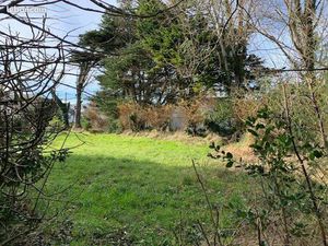 Terrain 827 m² PORTIVY