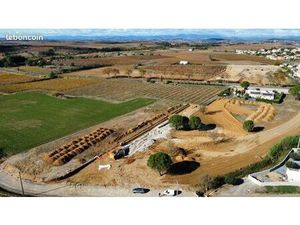 Terrain 1 011 m² Neffies