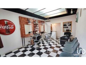 Local 23 m² BALARUC-LES-BAINS