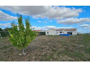 Maison Sammarçolles m² T-5 à vendre  230 000 €