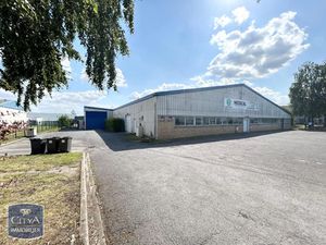 Local professionnel à louer 1461.91 m² - Trith-Saint-Léger (59) - 6 000€