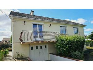 Achat Maison 4 pièces 83m² ST GERMAIN DU PUY 18390