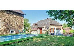 Maison avec piscine et terrasse Estal (46)