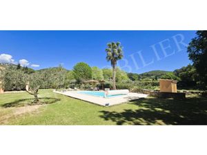 Vente maison 5 pièces 180 m² à Sanary-sur-Mer (83110)  1 555 000 €