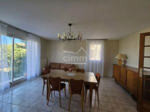 Appartement meublé T4 avec terrasse et cave