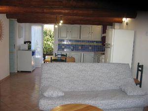 Location meublée appartement 1 pièce 41 m² à Velaux (13880)  750 €