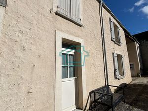 Maison de ville Triplex - LE TREMBLAY SUR MAULDRE 78490
