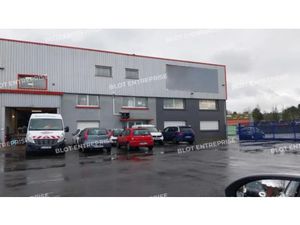 A LOUER - LOCAL D'ACTIVITES - SAINT-MALO - ZI Sud - 360 m²