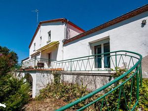 Vente maison 6 pièces 254 m² à Riberac (24600)  182 069 €