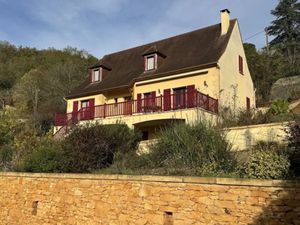 Vente maison 5 pièces 126 m² à Saint-Cyprien (24220)  392 000 €