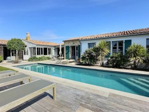 Vente maison 5 pièces 162 m² à Loix (17111)  1 557 000 €