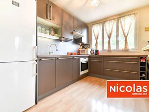 Vente appartement 3 pièces 67 m² à Chilly-Mazarin (91380)  194 000 €