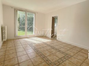 Vente appartement 4 pièces 68 m² à Bobigny (93000)  205 000 €