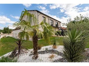 Maison haut de gamme contemporaine et de charme