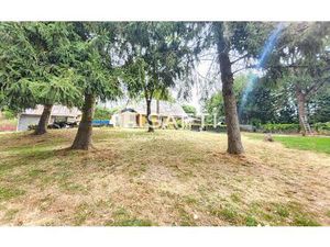 Tranquillité et calme assuré pour cette maison avec potentiel d’agrandissement