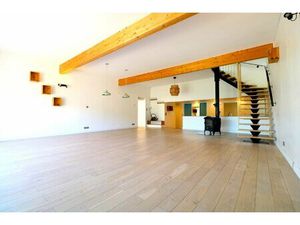 Maison 6 pièces de 148 m² + dépendances sur terrain de 500 m²