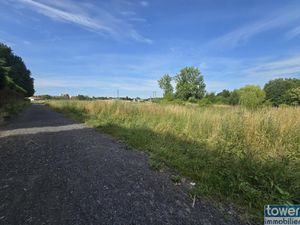 Terrain plat de 4 804 m² à Auchel