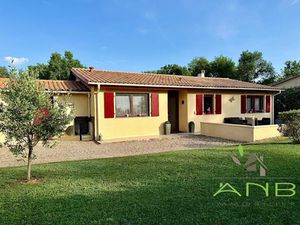 Vente maison 4 pièces 80 m² à Ecuras (16220)  178 800 €