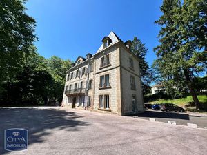 Local professionnel à louer 14 m² - Malemort (19) - 670€