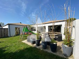 Vente maison 4 pièces 113.85 m² à Chaillevette (17890)  325 500 €