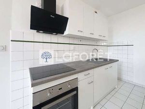 Location Appartement 3 pièces à Thouars (79100) : à louer 3 pièces / 61m² Thouars