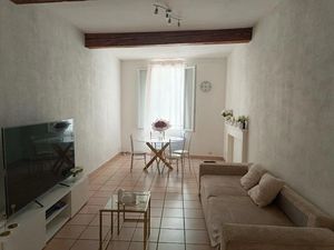 Location appartement 3 pièces 64 m² à Beaucaire (30300)  580 €