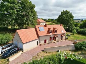 Vente maison 3 pièces 80 m² à Villeneuve-en-Montagne (71390)  158 000 €