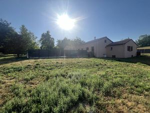 Vente maison 9 pièces 276m2 Serralongue 66230 - 340000 € - Surface Privée