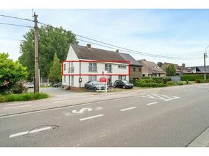 Grand appartement au premier étage (122 m²)