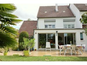 VERTUS (51) Maison à vendre 6 pièces avec garage et jardin de 636 m²