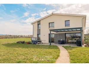 Maison contemporaine aux portes de Lyon