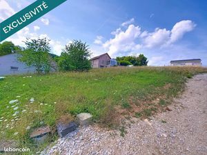 Terrain 590 m² VYANS-LE-VAL