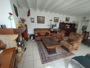 A Vendre Maison Commana 6 pièces 4 chambres 114 m²