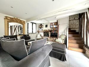 Maison de 140 m² à Camon