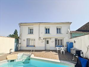 Maison à vendre avec piscine entre PONS et GEMOZAC - Référence 4058