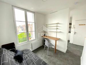 STUDIO / T1 MEUBLE A LOUER - BLOIS - HYPERCENTRE-VILLE  PROCHE TOUTES COMMODITES