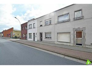 Makkelijk bereikbare garage nabij het sportpark!