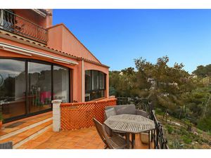 Annonce location maison 6 pièces de 180m2 à Ensuès-la-redonne (13820) - ParuVendu.fr ref 9