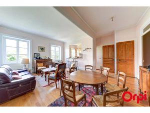 Vente maison 7 pièces 194 m² à Caluire-et-Cuire (69300)  720 000 €