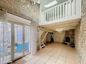 Maison de village 8 pièces 177 m²