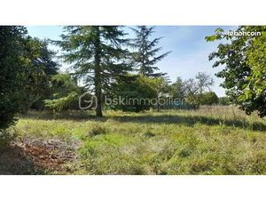 Terrain 1 069 m² Saint Georges Sur Cher