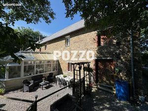 Maison 12 pièces 197 m²