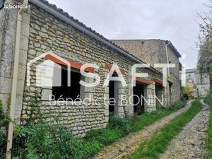 Grange 2 pièces 110 m²