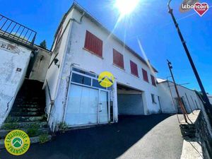 Maison 3 pièces 196 m²