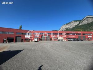 Bureaux 788 m²