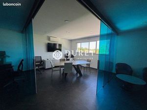 Local 770 m² Jard-sur-Mer