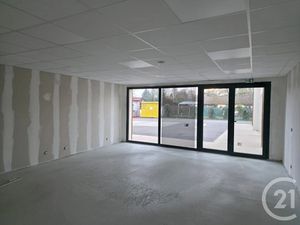 Location locaux professionnels à Croth (27530)  7 080 €