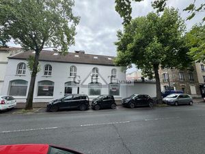 A vendre Locaux d'activités 617m2