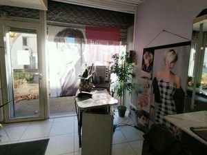 Local d'activités à vendre