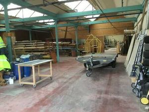 Menuiserie à vendre